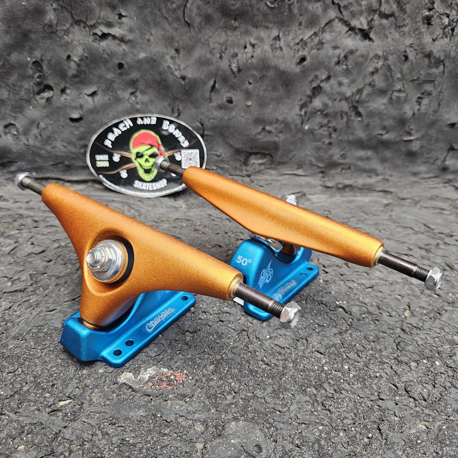 Peach and Bones Skateshop CDMX Gullwing Trucks Charger 9.0 Charger - Image 3