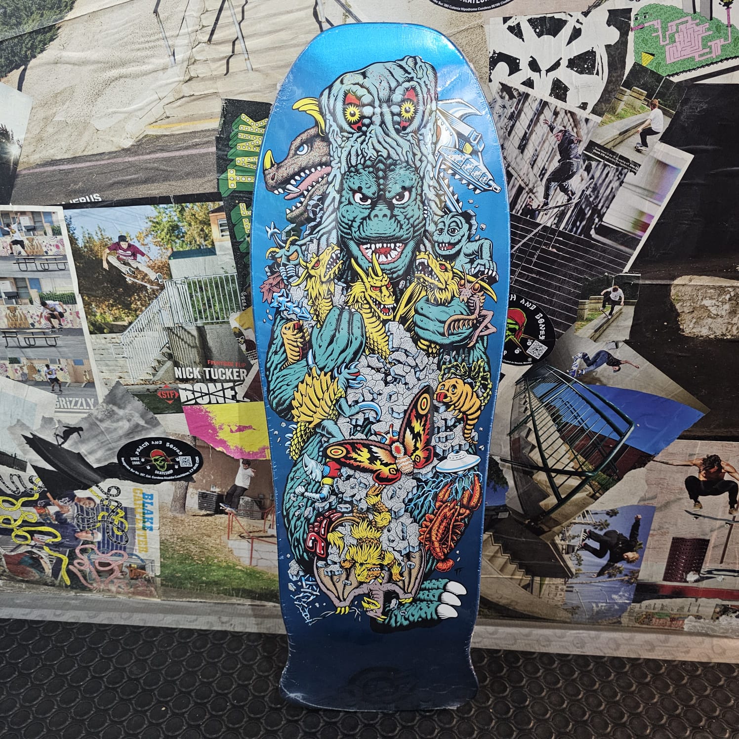 Tabla Santa Cruz 10.125 x 30.20 in Godzilla Kaiju Roskopp - Peach