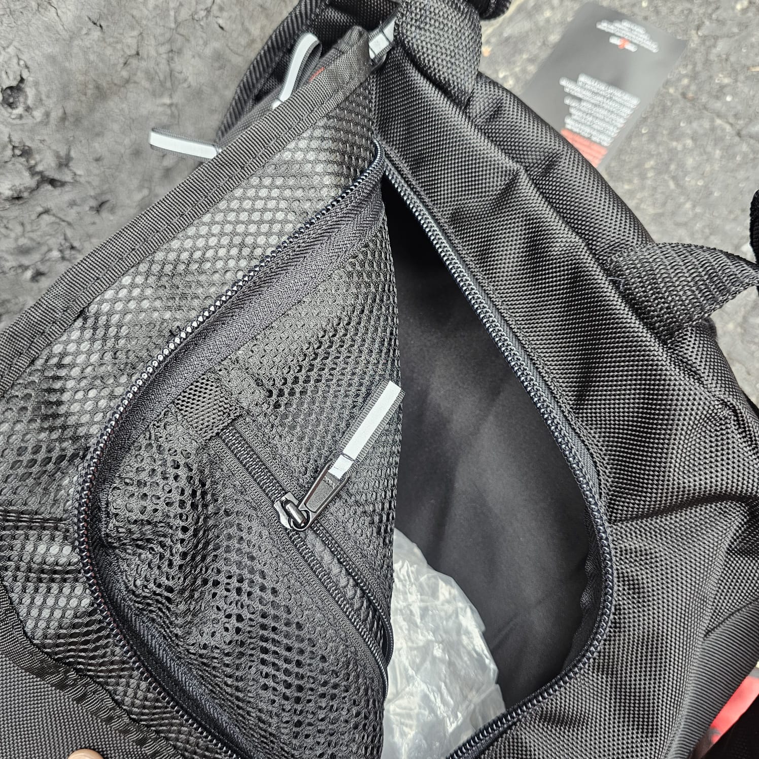 Peach and Bones Skateshop CDMX Triple 8 Backpack Gear 40 Duffel Bag - Image 3