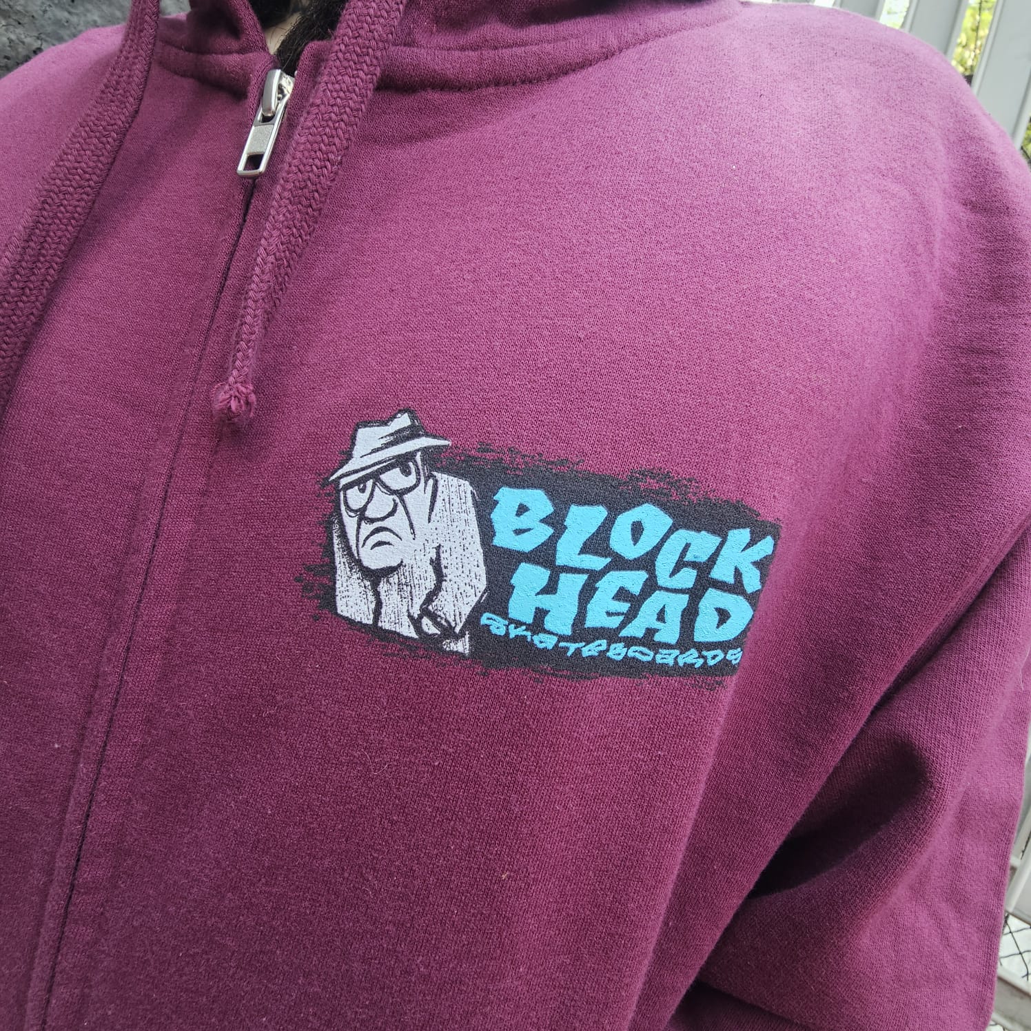 Peach and Bones Skateshop CDMX Blockhead Grumpy Man Zip Hoody Maroon L - Image 3