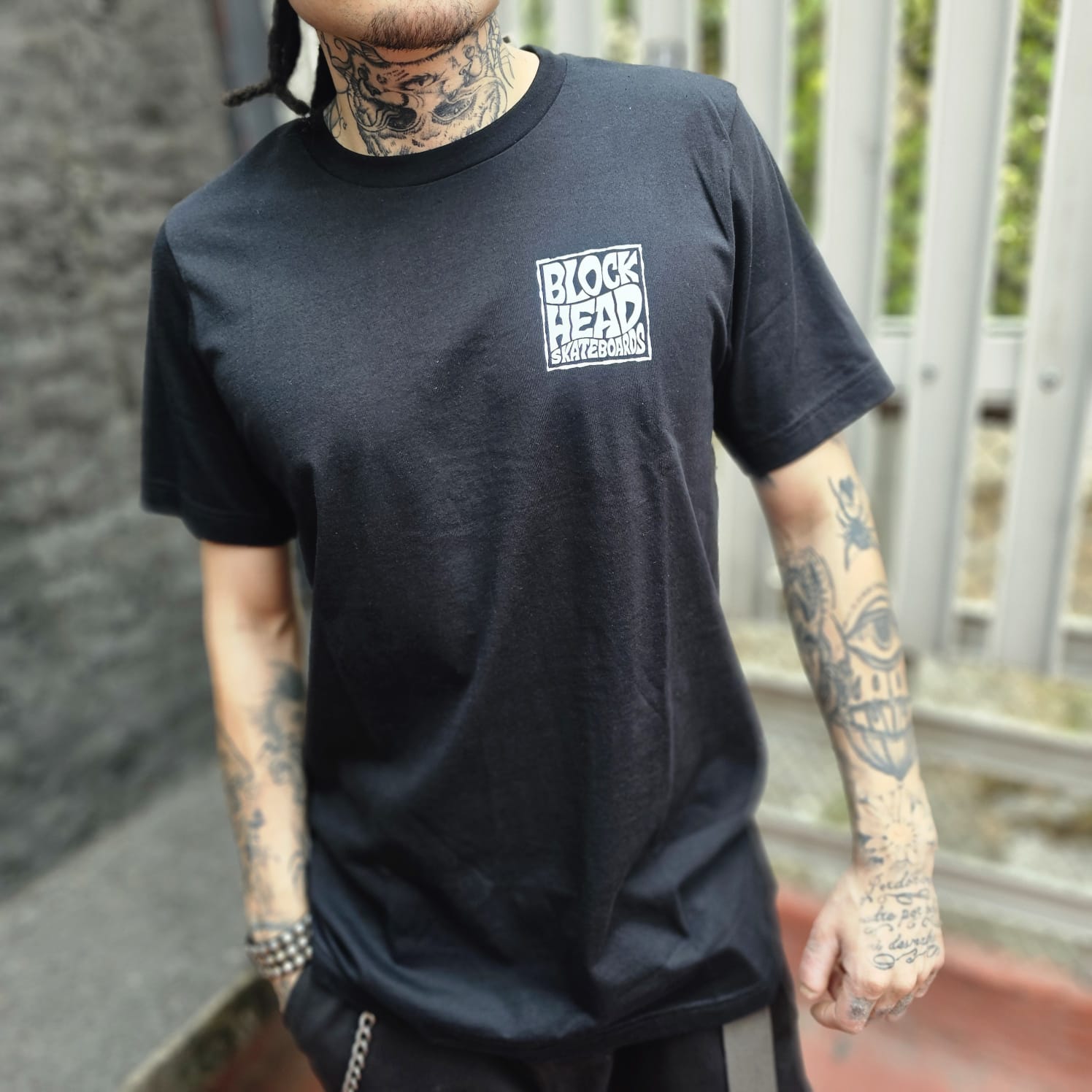 Peach and Bones Skateshop CDMX Blockhead T-Shirt Premium Black / White Stacked L