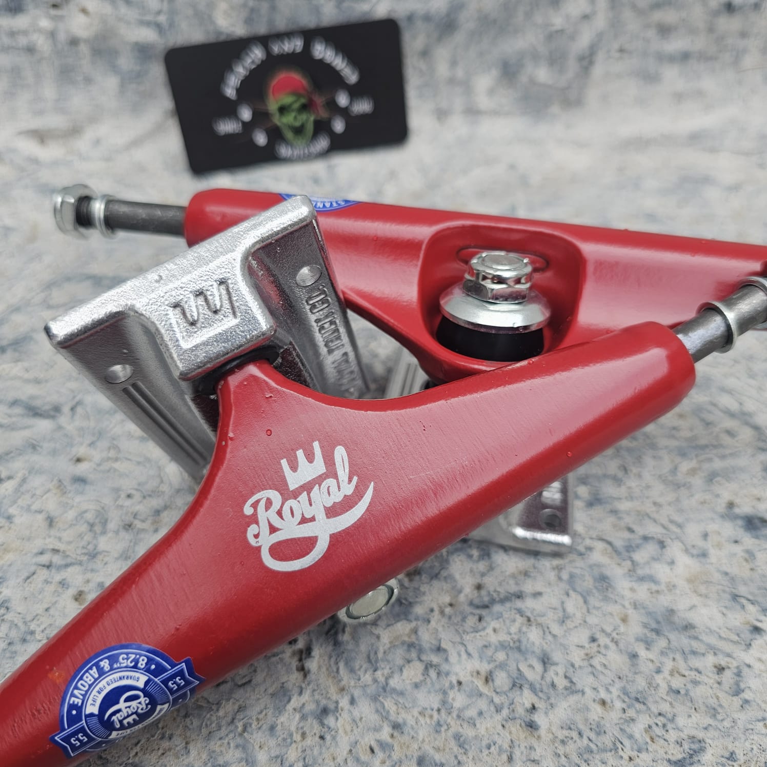 Peach and Bones Skateshop CDMX Royal Trucks Stage Reds 149" - Image 2
