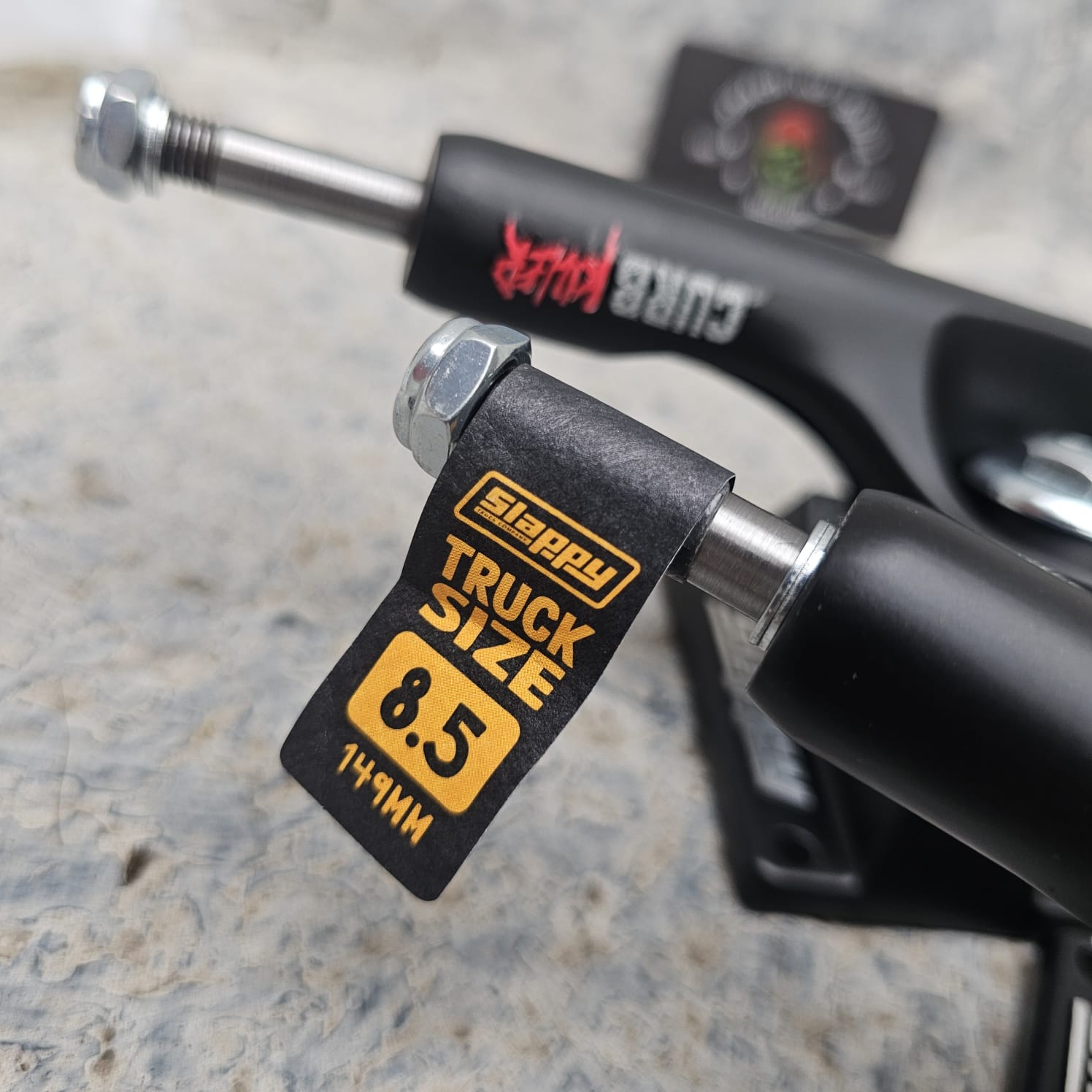 Peach and Bones Skateshop CDMX Slappy Trucks 8.50″ ST1 Inverted Curb Killer Black Matte - Image 3