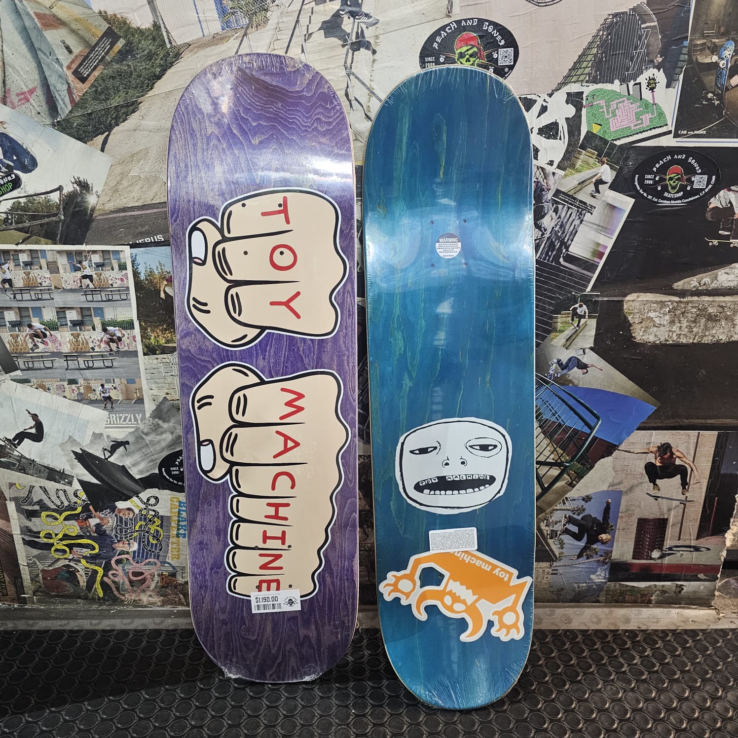 Tabla Toy Machine 8.50 x 32.00 in Fists - Peach and Bones Skateshop