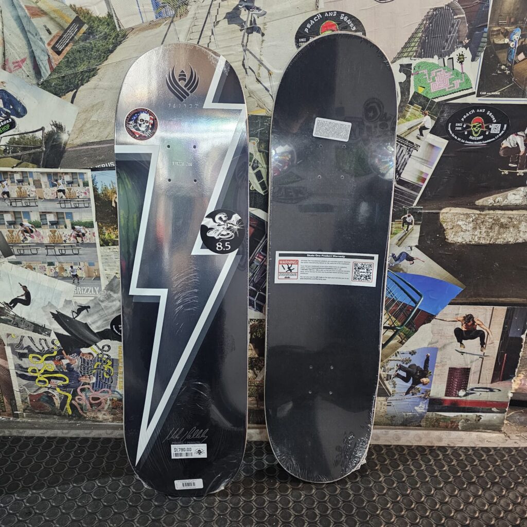 Peach and Bones Skateshop CDMX Skateshop México