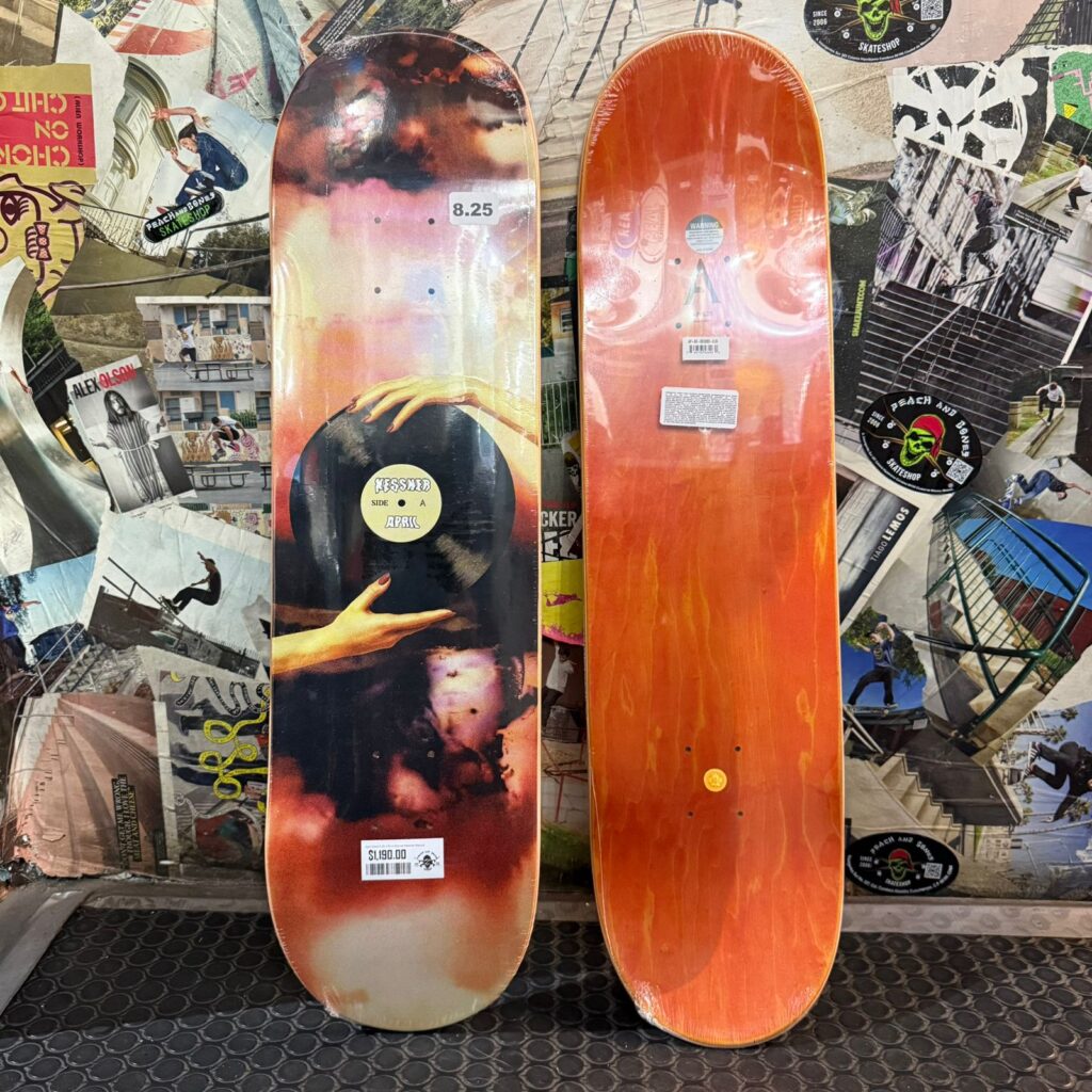 Peach and Bones Skateshop CDMX Skateshop México