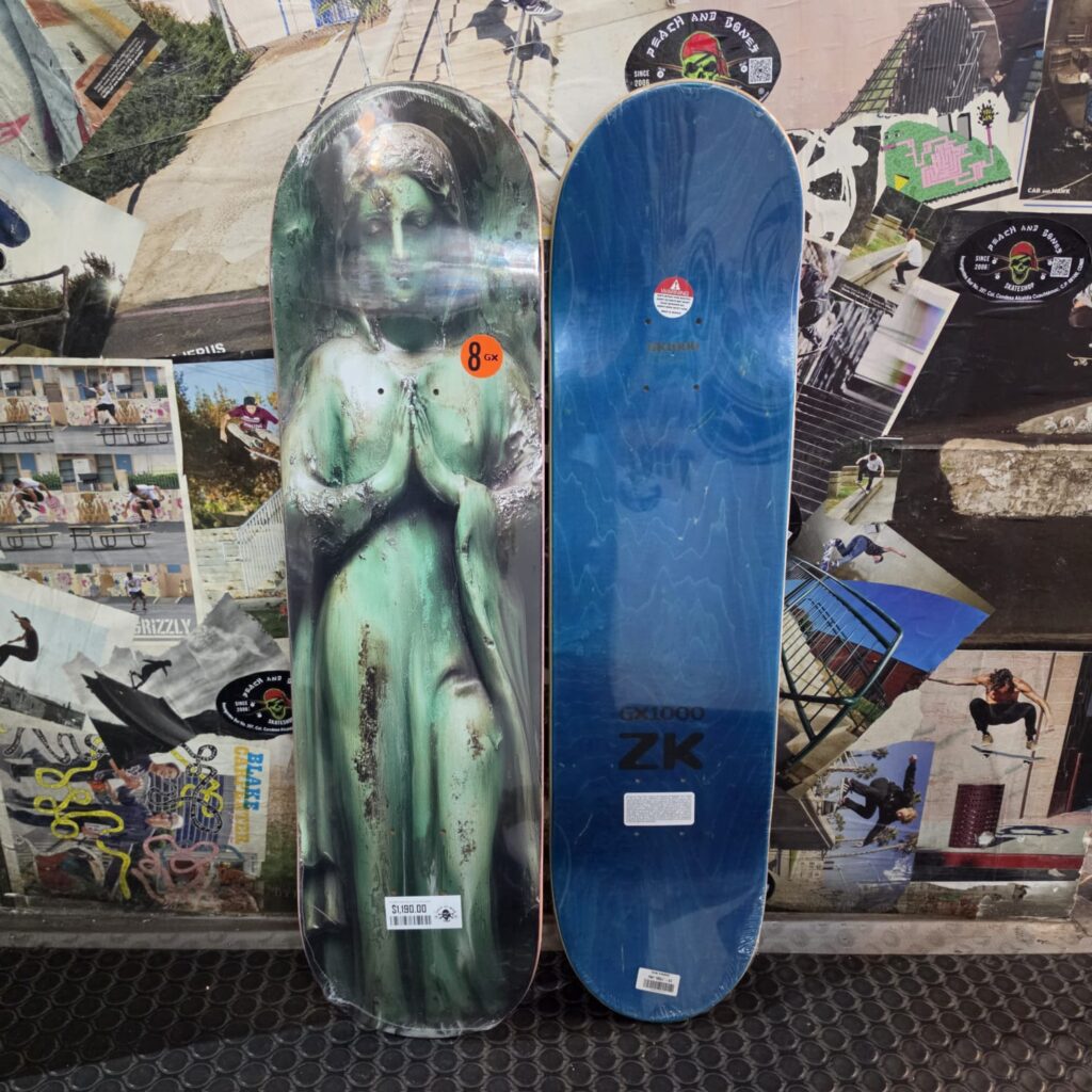 Peach and Bones Skateshop CDMX Skateshop México