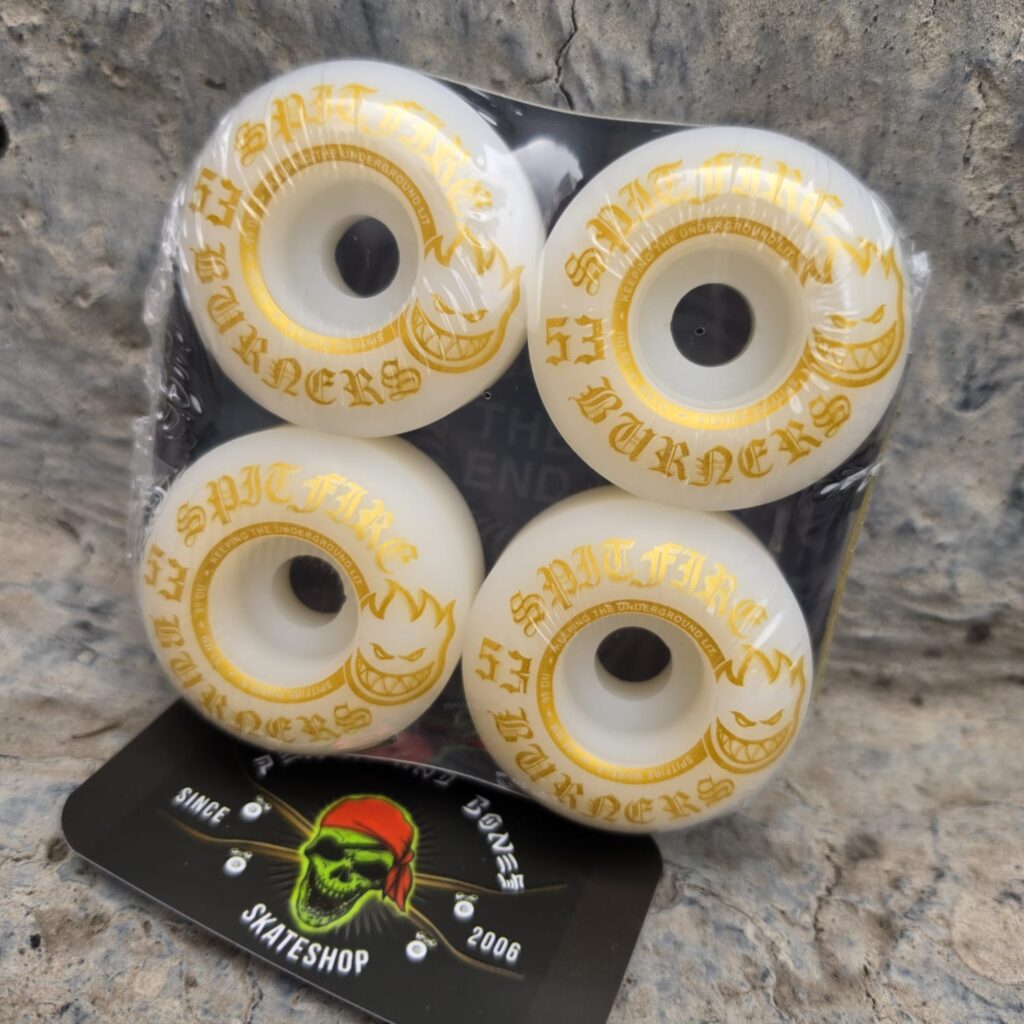 Peach and Bones Skateshop CDMX Skateshop México