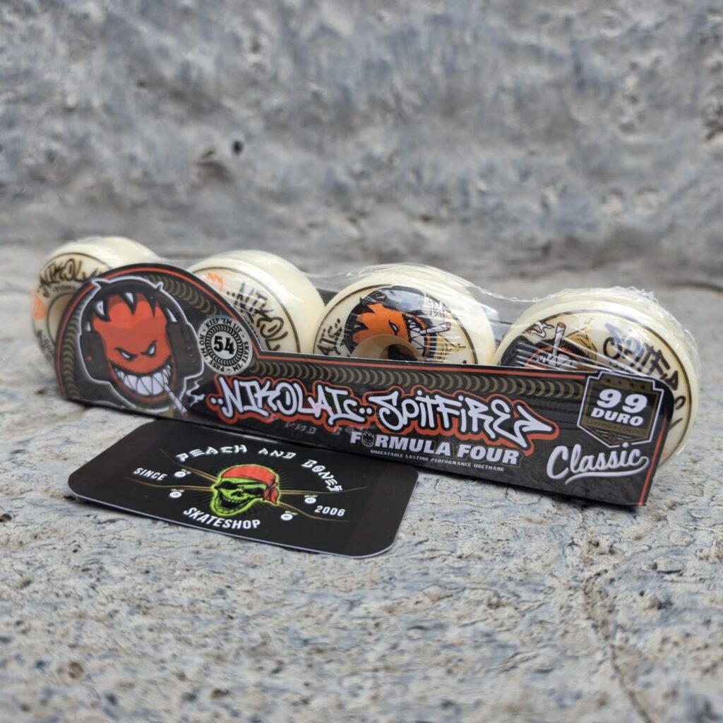 Peach and Bones Skateshop CDMX Skateshop México